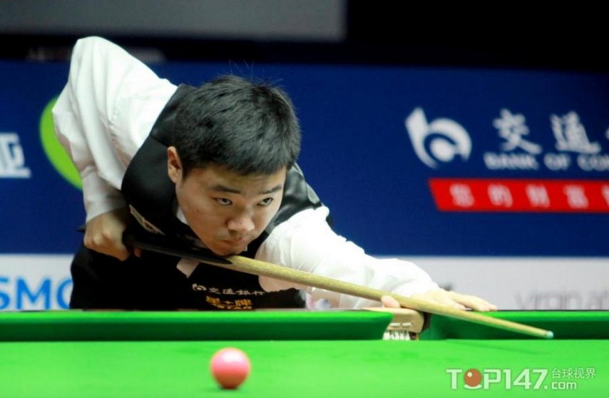 曾在曼联执 曾在曼联执